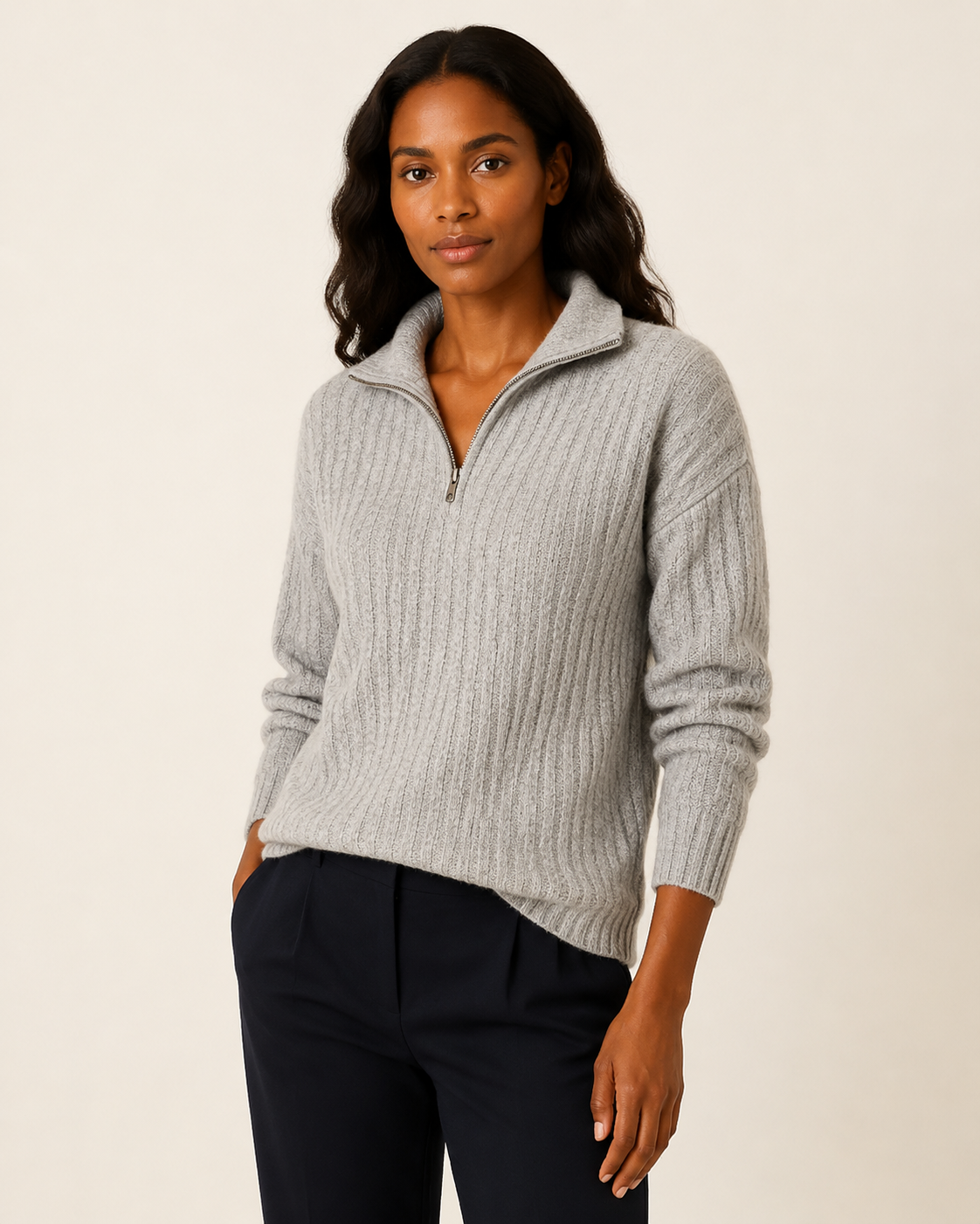 Pull femme col zippé en maille côtelée