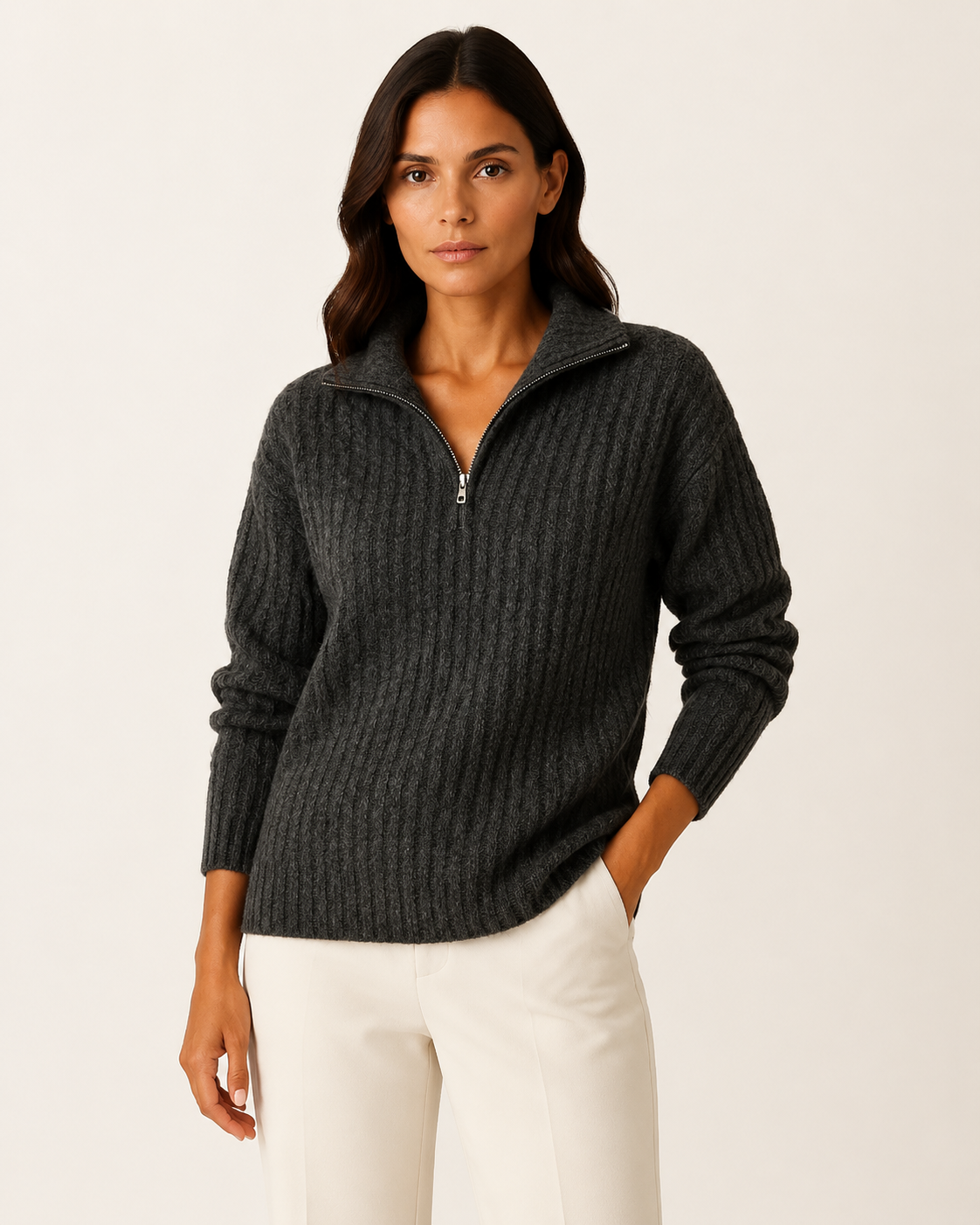 Pull femme col zippé en maille côtelée
