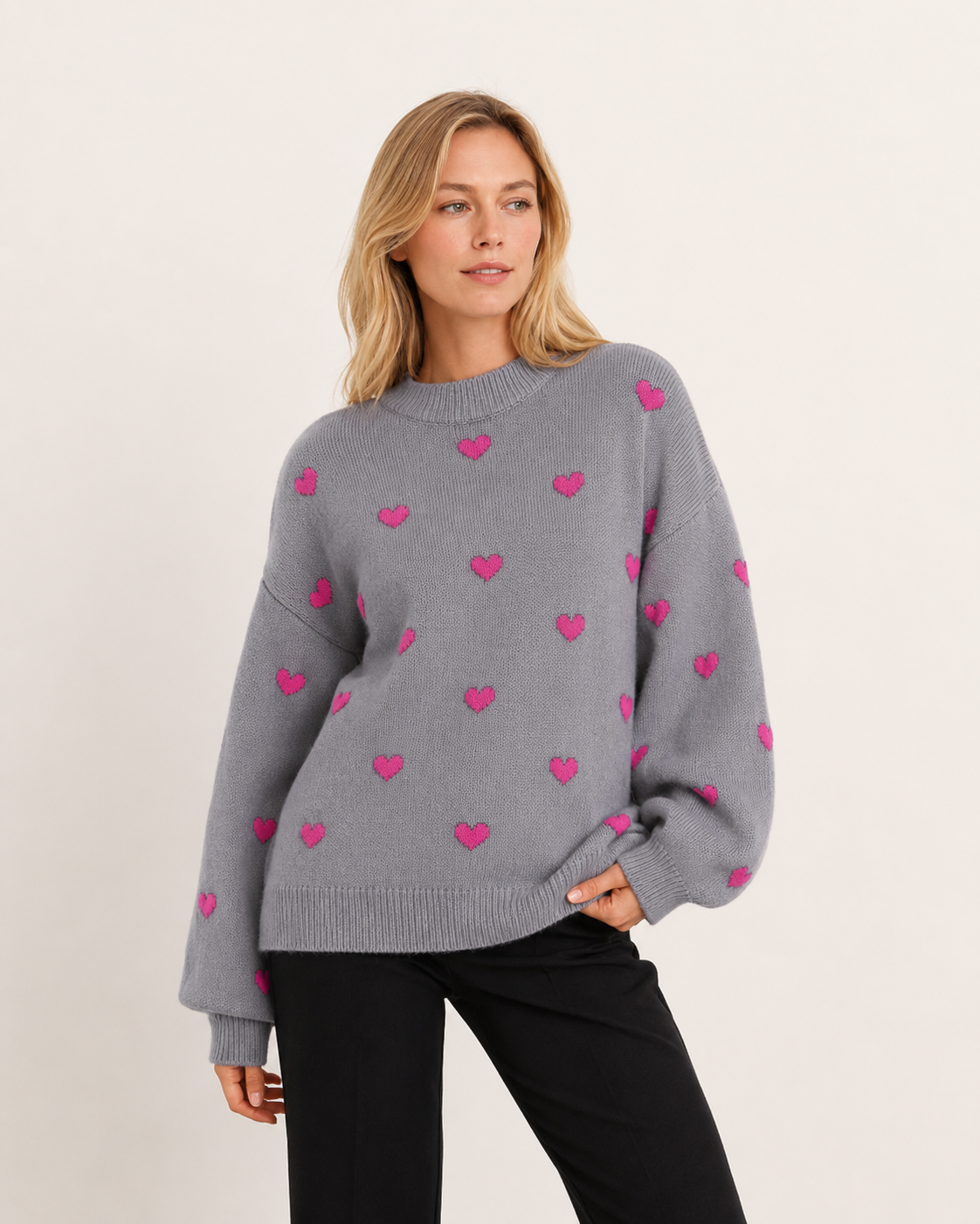 Pull femme col rond imprimé cœurs