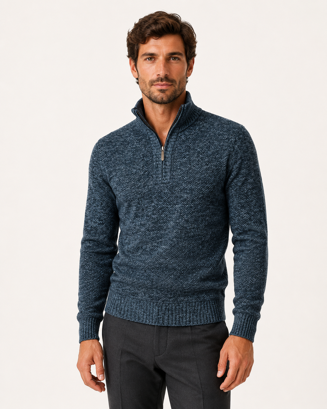 Pull homme col montant zippé en maille épaisse