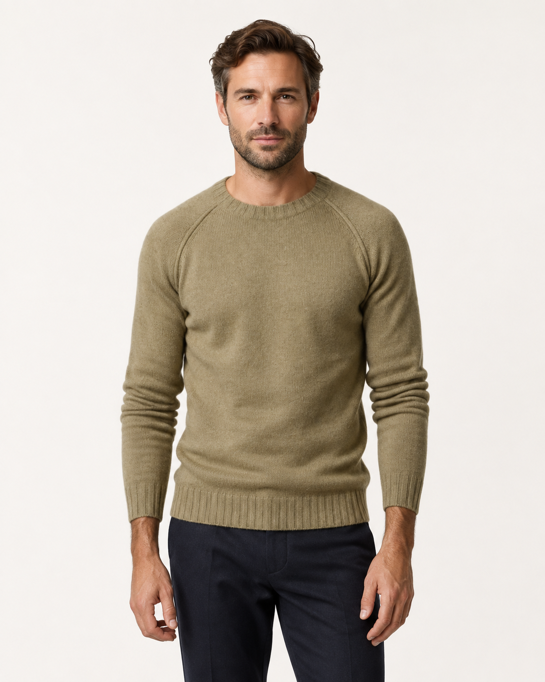 Pull homme col rond en maille douce à manches raglan