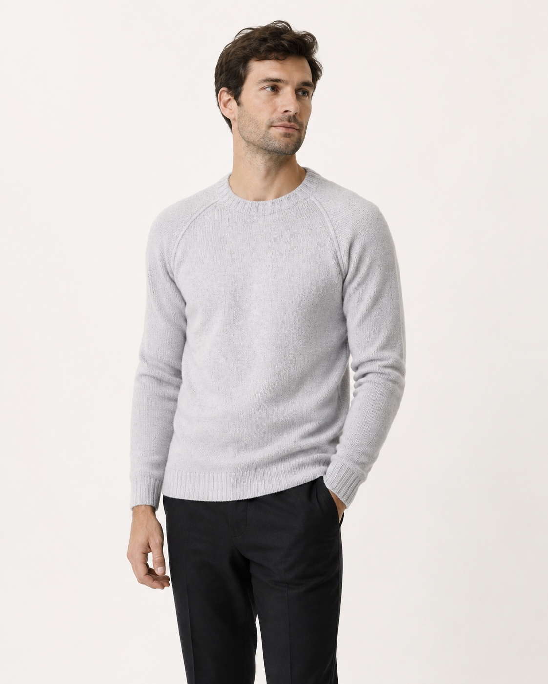 Pull homme col rond en maille douce à manches raglan